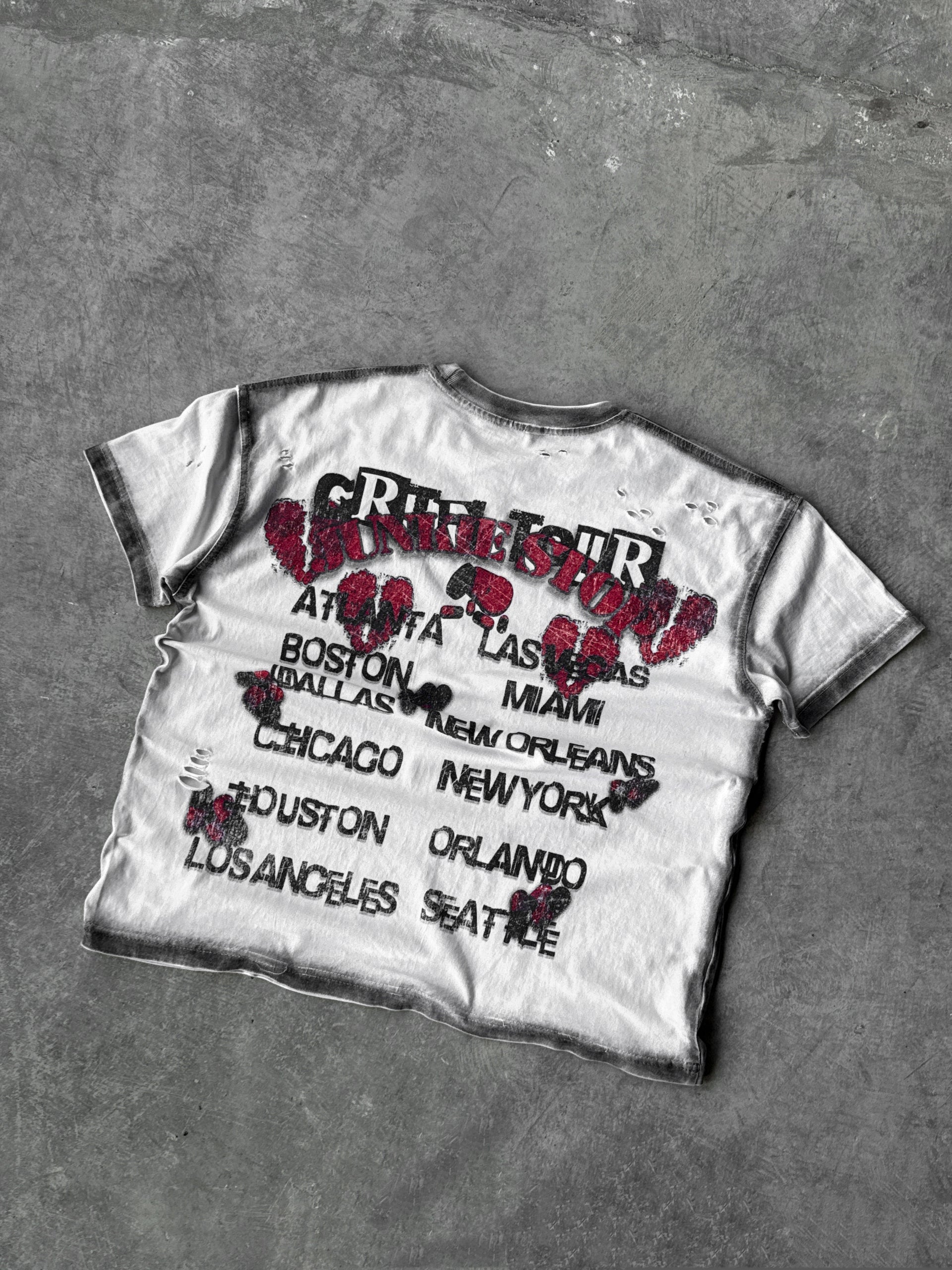 LOVE JUNKIE TEE